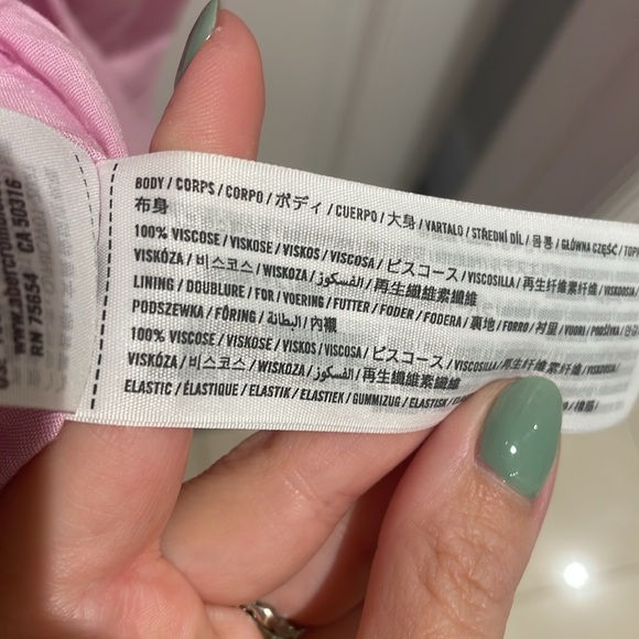 Abercrombie and Fitch Midi Puff Sleeve Dress - Picture 8 of 8